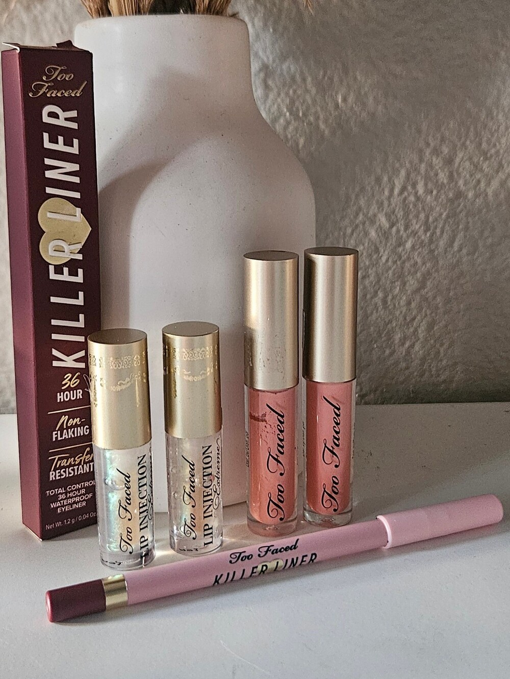 Too Faced Killer Waterproof Eyeliner & 4 Travel Size Lip Glosses